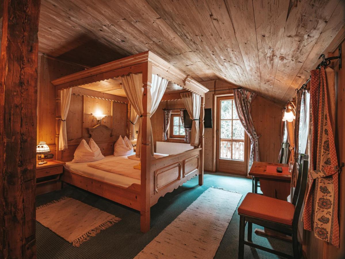 Hotel Mitterhof ゲルロス エクステリア 写真