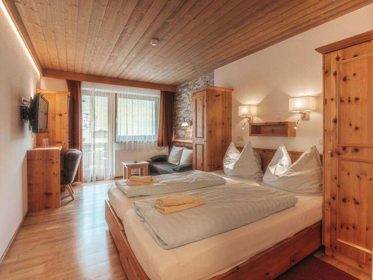 Hotel Mitterhof ゲルロス エクステリア 写真