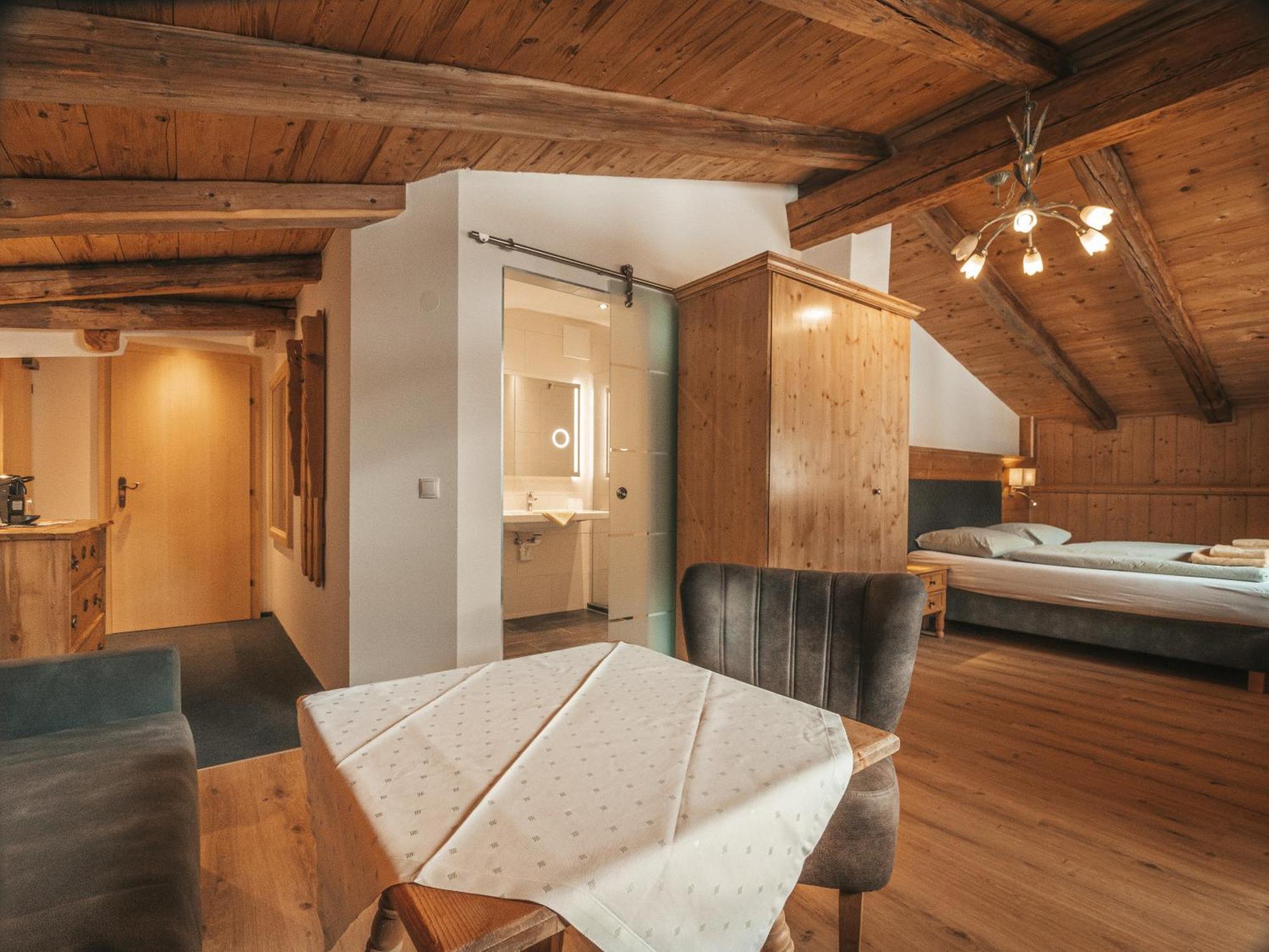 Hotel Mitterhof ゲルロス エクステリア 写真