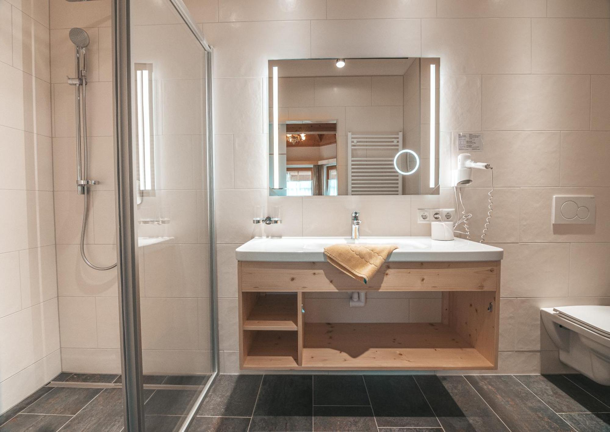 Hotel Mitterhof ゲルロス エクステリア 写真
