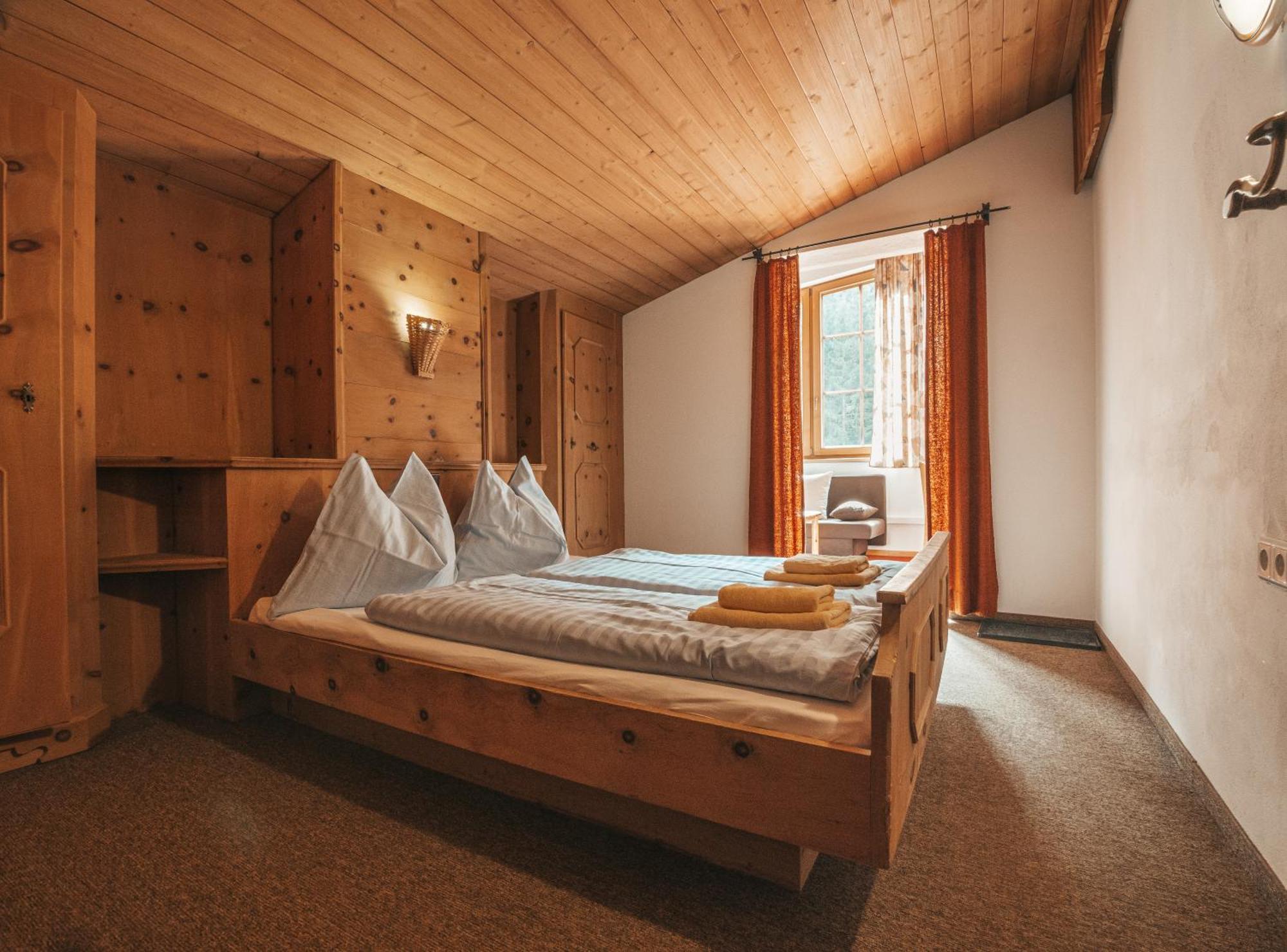 Hotel Mitterhof ゲルロス エクステリア 写真