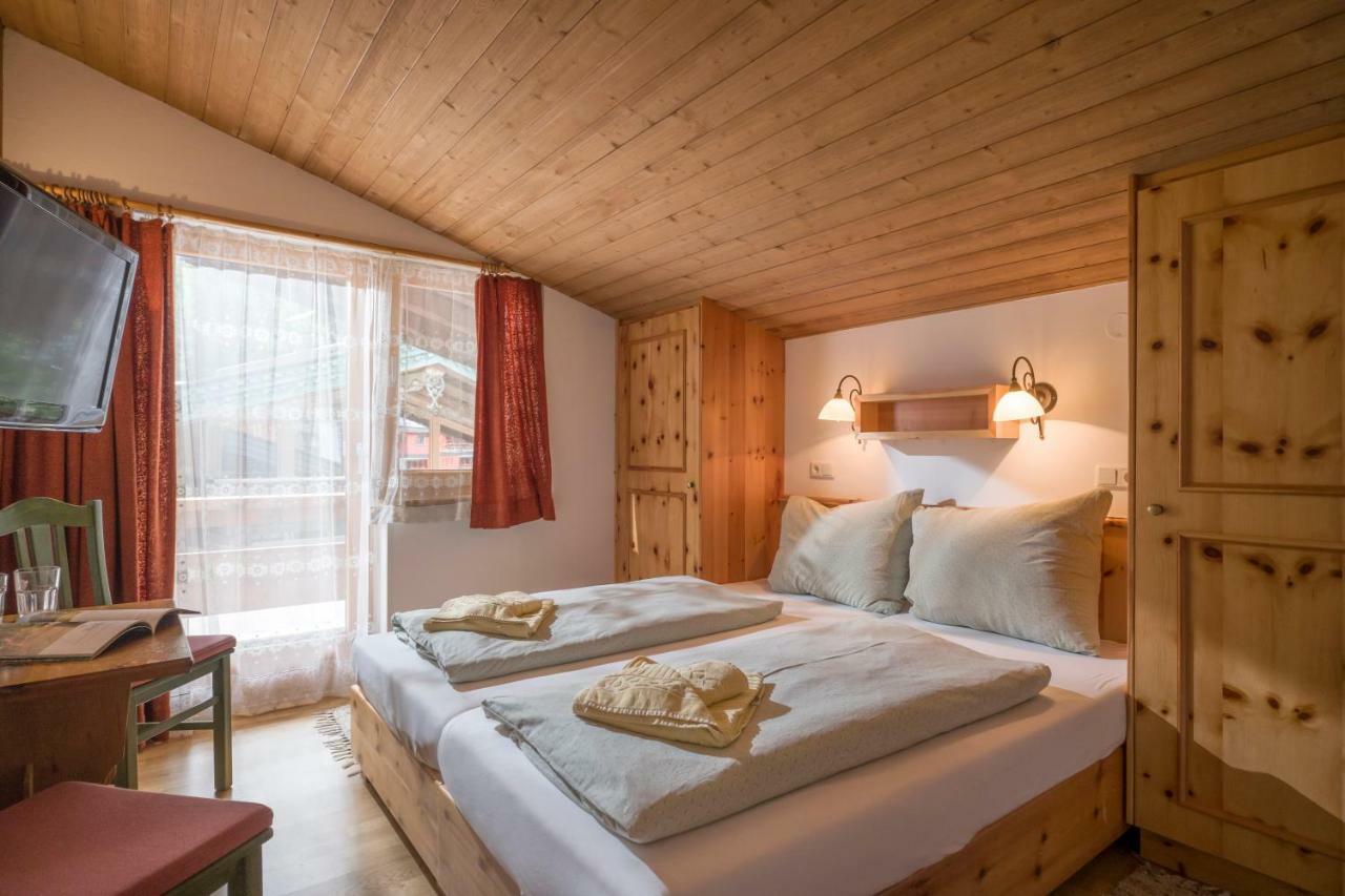 Hotel Mitterhof ゲルロス エクステリア 写真